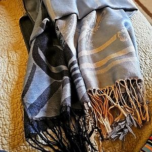 JNS Reversible Black and Blue Geo_floral Fringe Scarf / Wrap